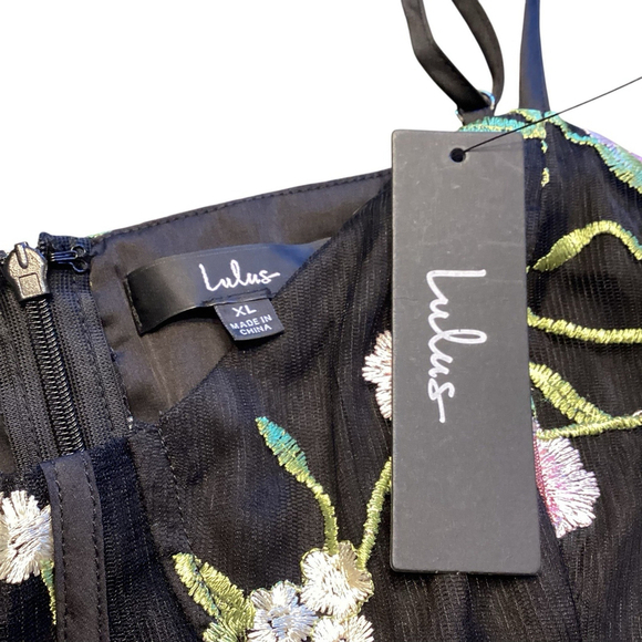 Lulus Dress Size L /XL Black Mini Embroidered Babydoll Skater Valentines Day NEW - Picture 10 of 11